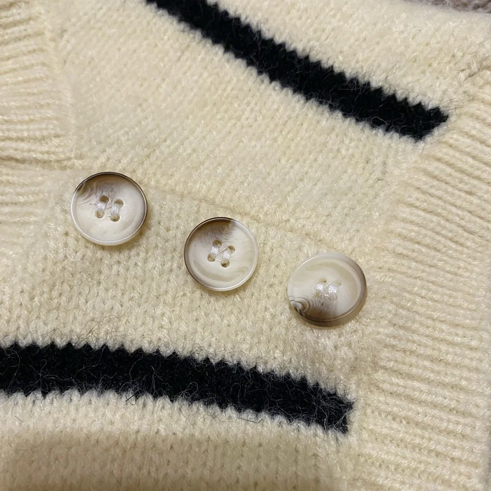 Korean Vintage Striped Knitted Sweater Vest - Beige - Picture 11 of 11
